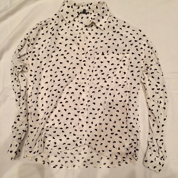Heart button up