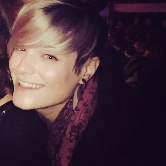 Meet your Posher, Alex