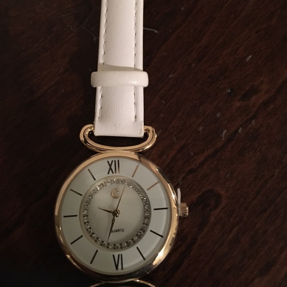 Watch - Picture 2 of 2