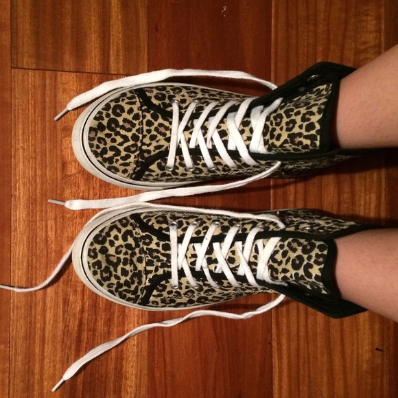 🔻Wet Seal cheetah shoes🔻