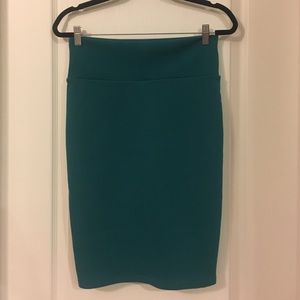 Green textured Cassie small LuLaRoe