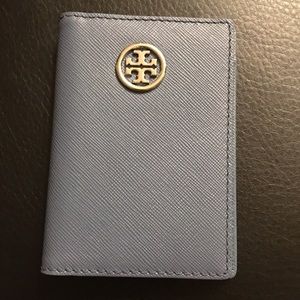 Robinson transit pass holder