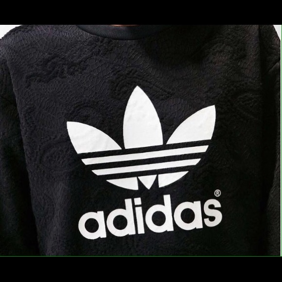 SOLD!!! NEW ADIDAS SWEATSHIRT - Picture 2 of 4