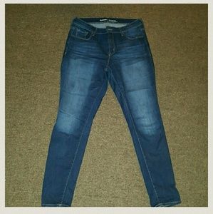Old navy rockstar jeans