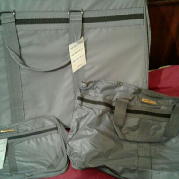 Luggage - Picture 3 of 3