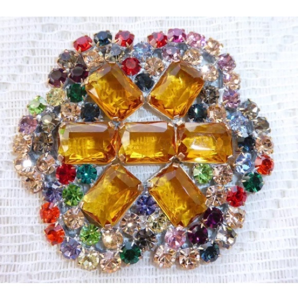 Jewelry - Vintage Czech Rhinestone Brooch 🏆Host Pick🏆