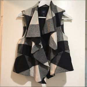 Gap wool vest