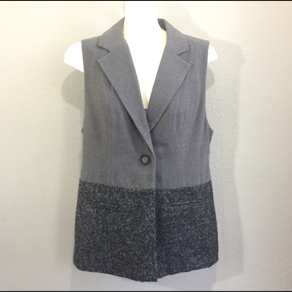Cute Cabi two tone vest