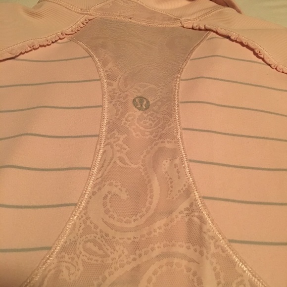 Lululemon 💥SOLD💥 - Picture 3 of 4