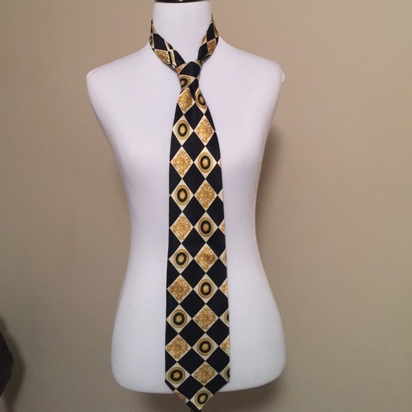 V2 by Versace tie