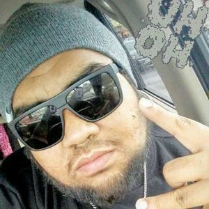 Meet your Posher, Dee