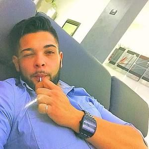 Meet your Posher, Angelo