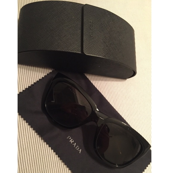 AUTHENTIC Prada polarized sunglasses