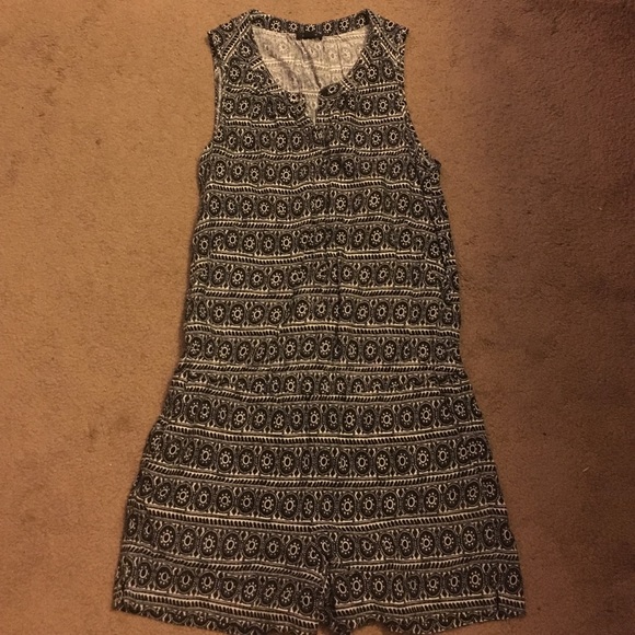 Loft Tribal Black and White Romper XS