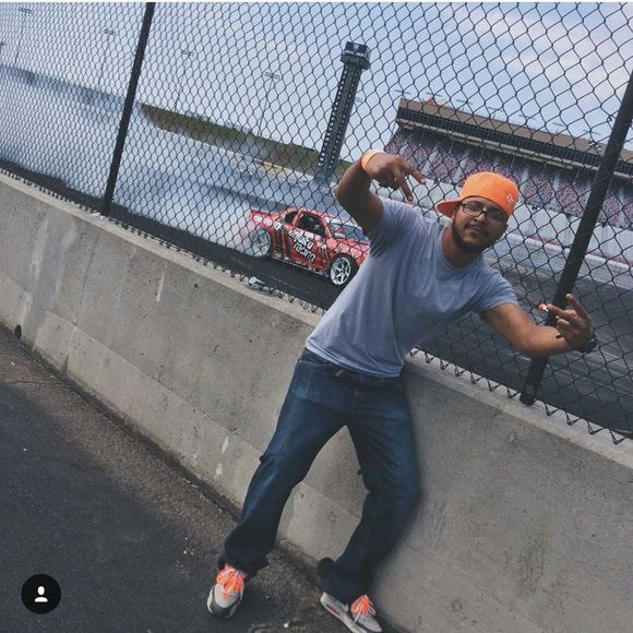 Meet your Posher, Jaime - Picture 1 of 1