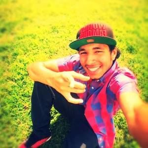 Meet your Posher, Rayan