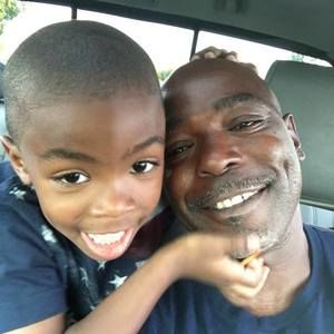 Meet your Posher, Devoe