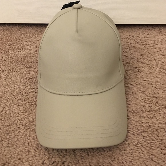 Beige leather hat NEW NWT