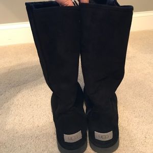 Ugg boots - size 9 Abree tall