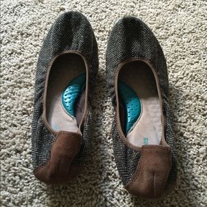 Hush Puppies Flats, size 8.5