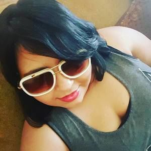 Meet your Posher, Aliana