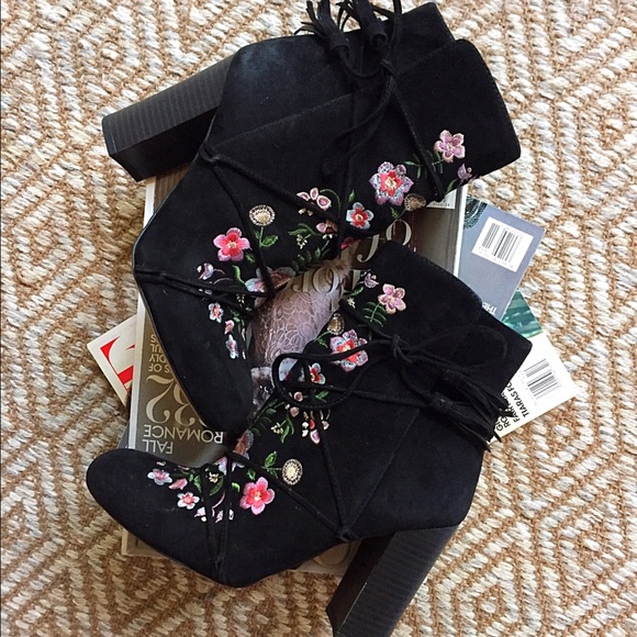 sam edelman embroidered booties