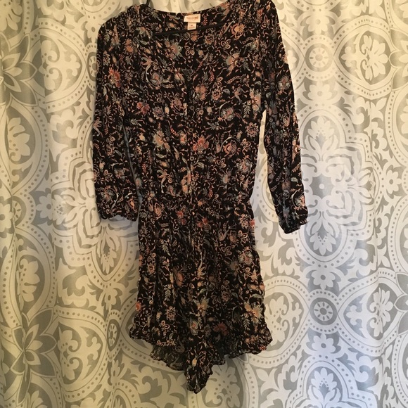 Mossimo Quarter-sleeve romper