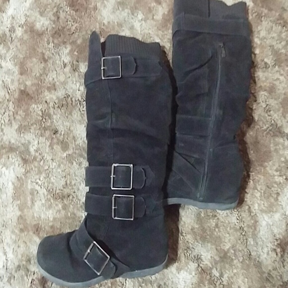 Black suede boots