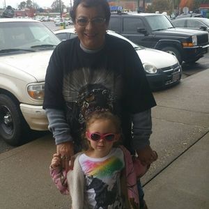 Meet your Posher, Faye