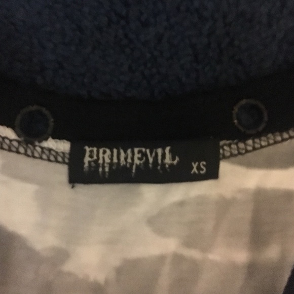 Adorable black/grey/white tank top - Picture 3 of 3