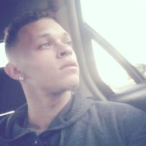 Meet your Posher, Deric