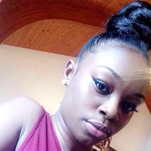 Meet your Posher, Kandice