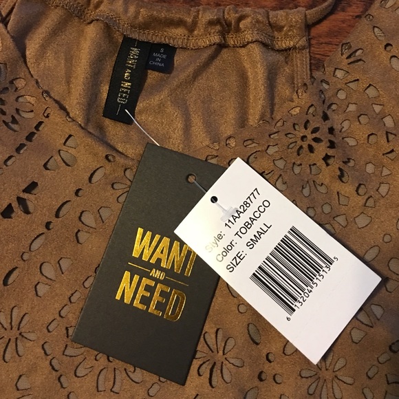 Want and Need Top - Picture 4 of 4