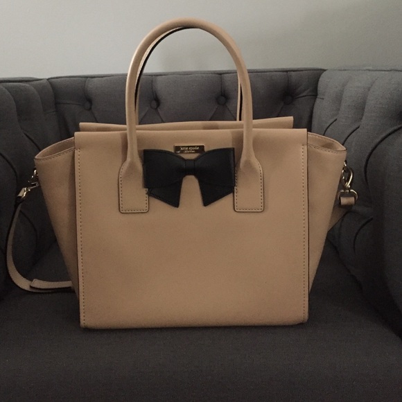 kate spade Handbags - Kate spade Hanover street charee