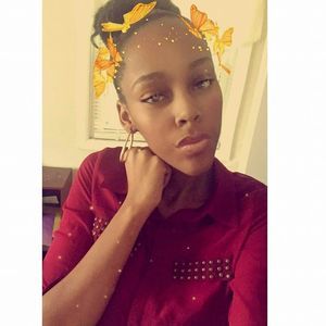 Meet your Posher, Ayanna