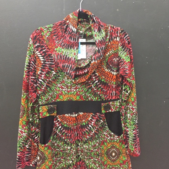 Dress - Picture 2 of 2