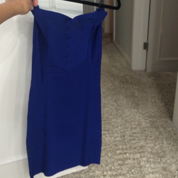 Bebe XS tight strapless dress
