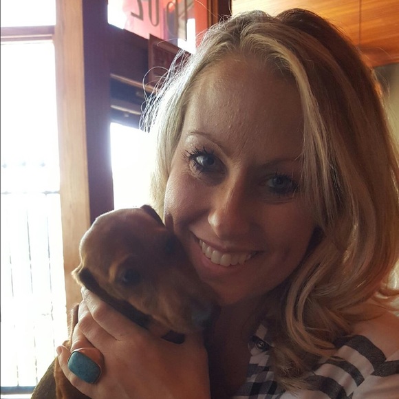 Meet your Posher, Tracy - Picture 1 of 1