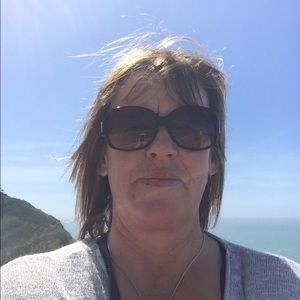 Meet your Posher, Caroline