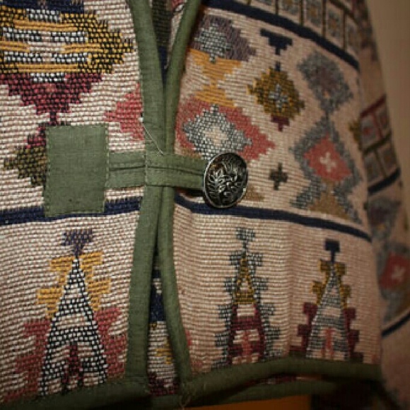 Aztec Print Jacket - Picture 4 of 4