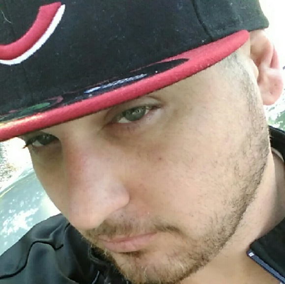 Meet your Posher, Michael - Picture 4 of 4