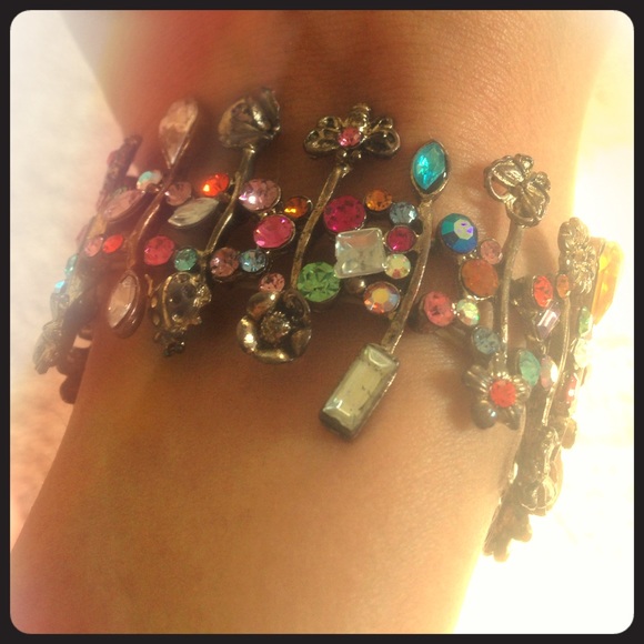 Bracelet