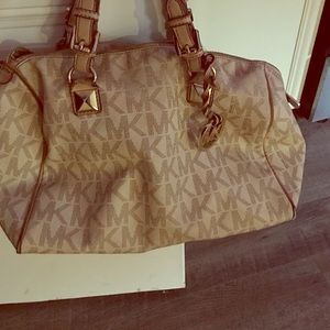 Michael kors bag