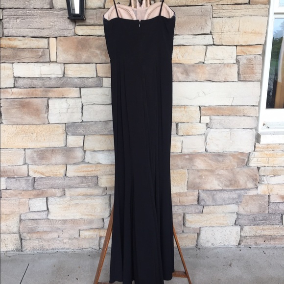 Full length formal gown. - Picture 2 of 4