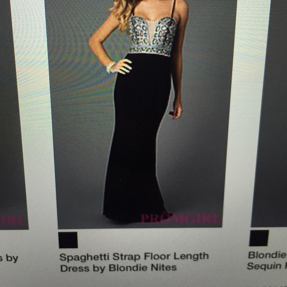 Full length formal gown. - Picture 4 of 4