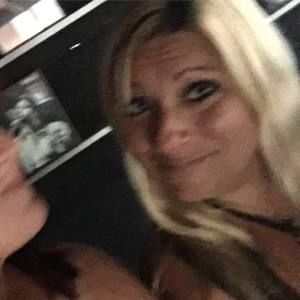 Meet your Posher, Michele