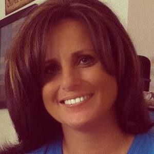 Meet your Posher, Cynthia