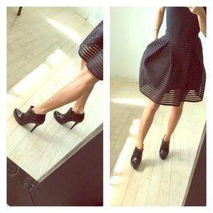 Black Alligator Like Print Heels.