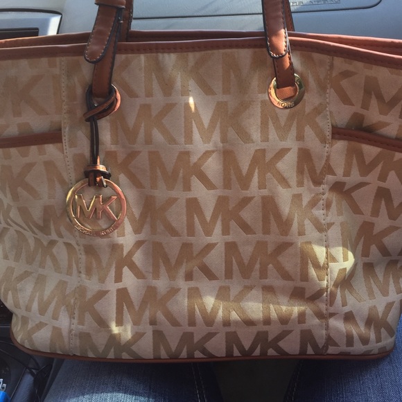 Michael Kors purse