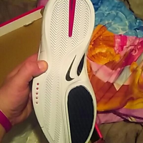 Shoes - Picture 2 of 2